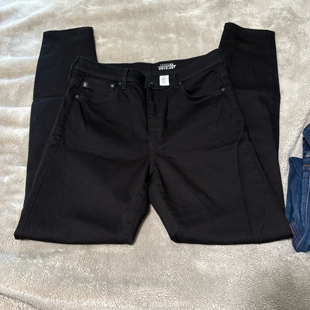 Women's High Rise shaping Black Jeans